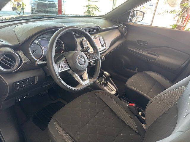 2020 Nissan Kicks S