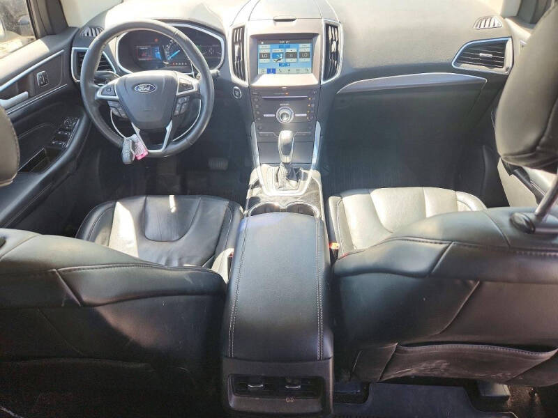 2017 Ford Edge Titanium