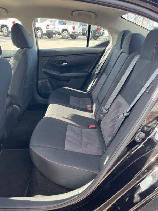 2025 Nissan Sentra SR