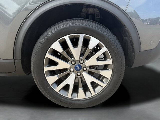 2020 Ford Escape Titanium