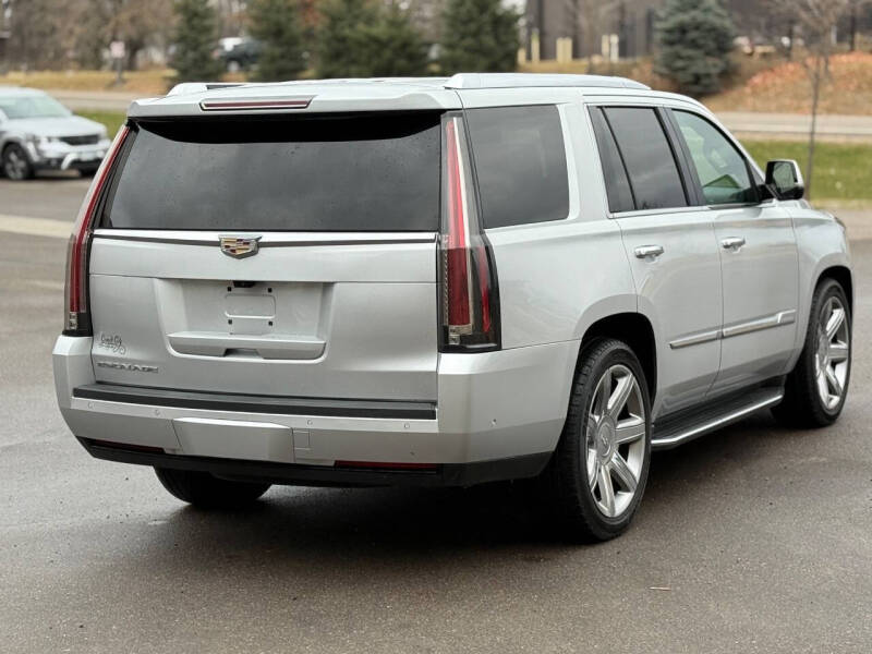 2018 Cadillac Escalade Luxury