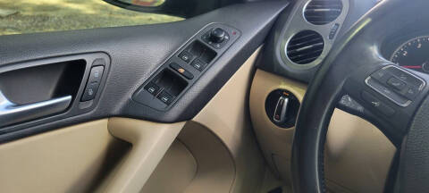 2017 Volkswagen Tiguan 2.0T Limited S