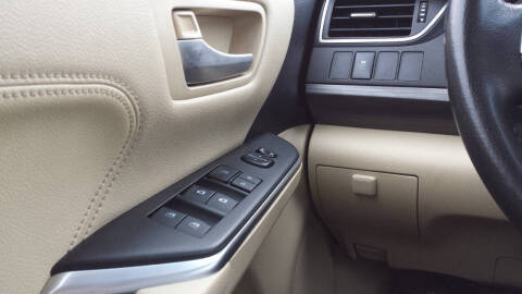 2015 Toyota Camry Hybrid XLE