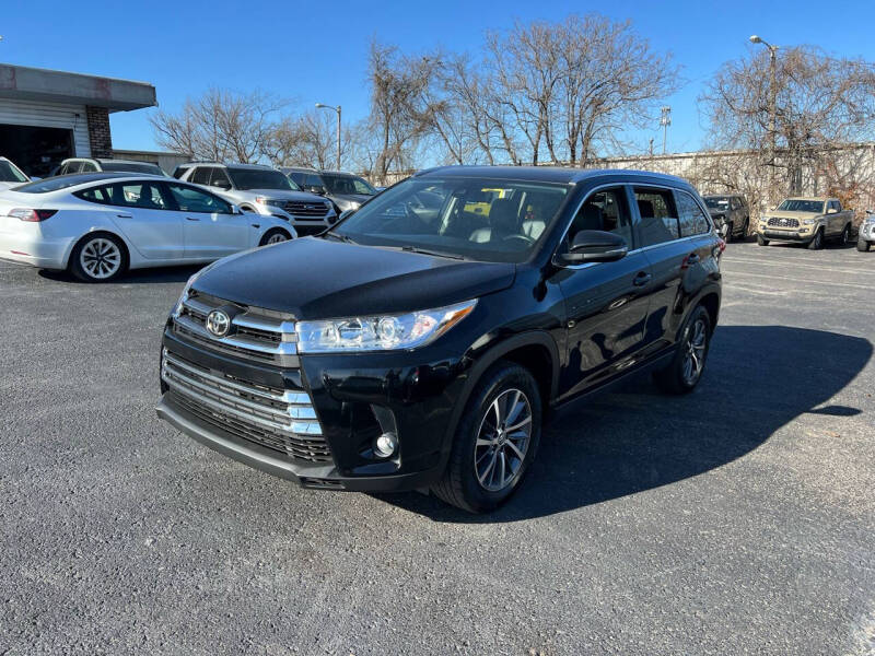 2019 Toyota Highlander for sale at Import Auto Connection in Nashville TN