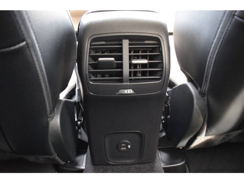 2022 Ford Escape Plug-In Hybrid Titanium