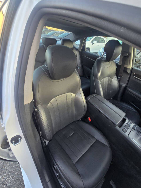 2015 Hyundai Genesis 3.8L