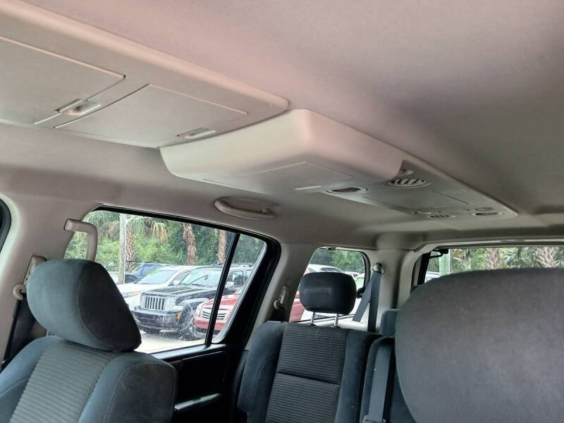 2011 Nissan Armada SV