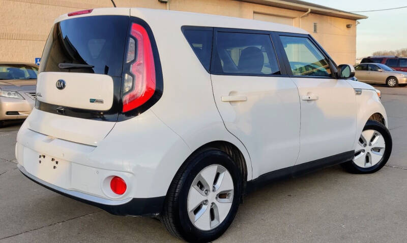 2015 Kia Soul EV +