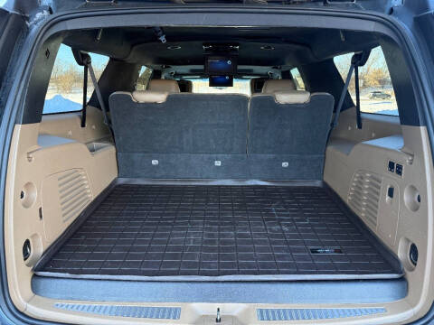 2019 Cadillac Escalade ESV Platinum