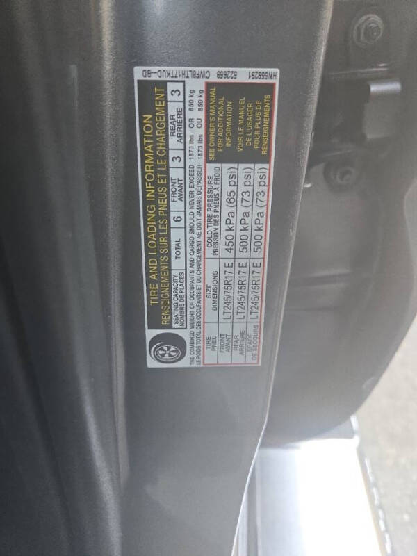 2017 Nissan Titan XD SV