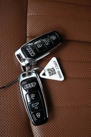 2022 Audi e-tron quattro Premium Plus