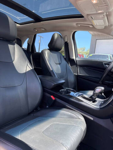 2017 Ford Edge Titanium