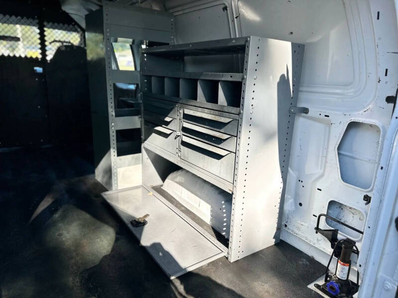 2005 Ford E-Series E-150