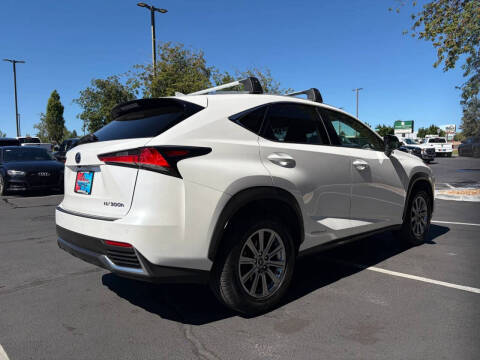 2020 Lexus NX 300h