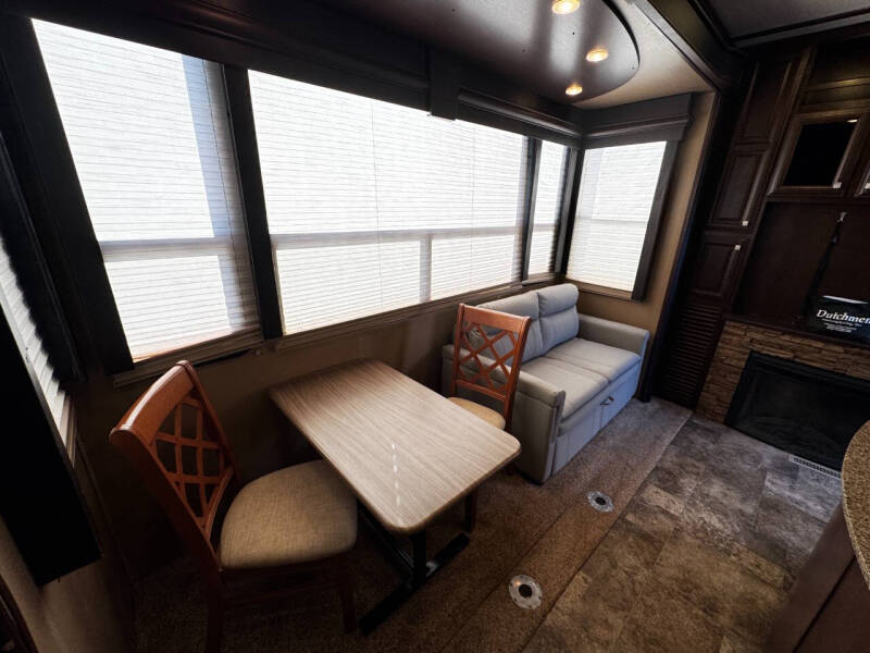 2014 Keystone RV Voltage