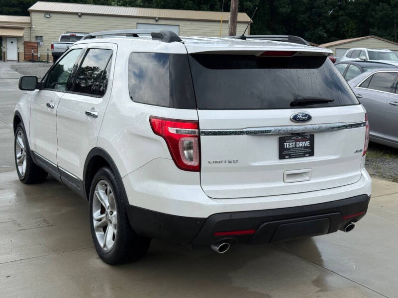 2011 Ford Explorer Limited
