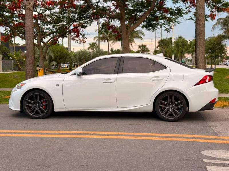 2016 Lexus IS 200t