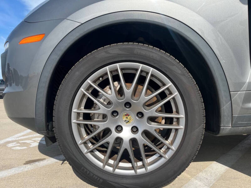2017 Porsche Cayenne S