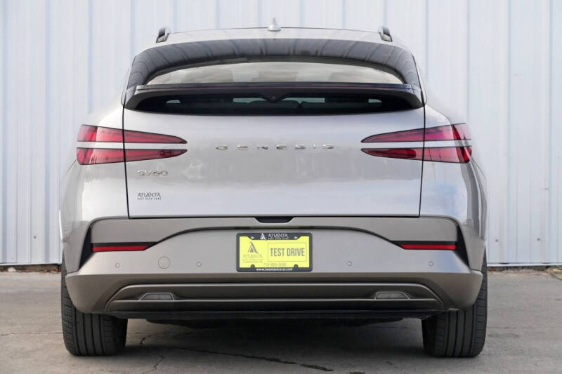 2024 Genesis GV60 Standard