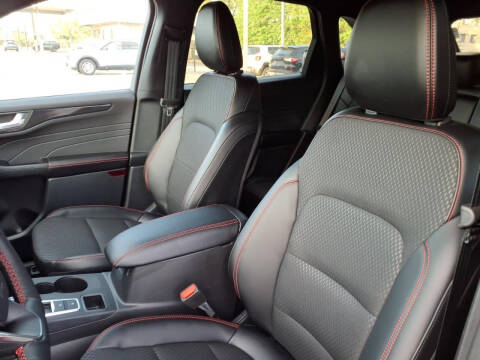2026 Ford Escape ST-Line Select