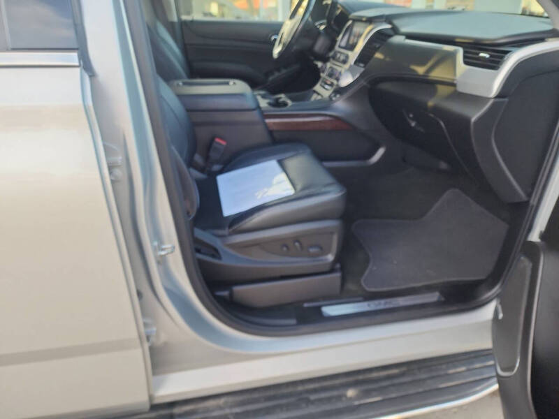 2017 GMC Yukon XL SLT