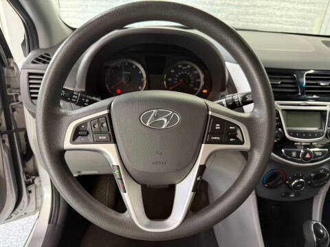 2012 Hyundai Accent GLS