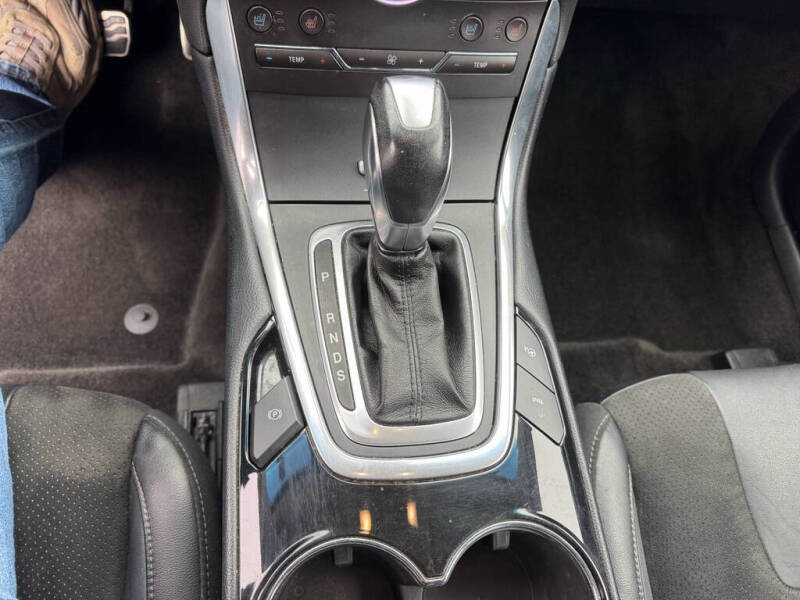 2017 Ford Edge Sport