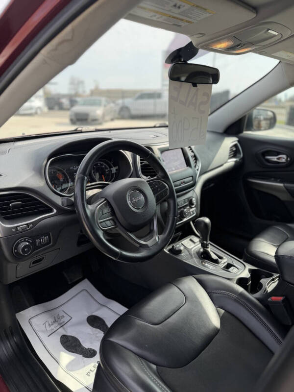 2019 Jeep Cherokee Latitude Plus
