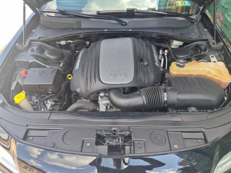 2014 Chrysler 300 C