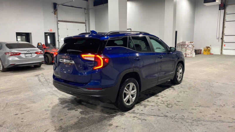 2022 GMC Terrain SLE