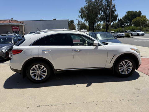2010 Infiniti FX35