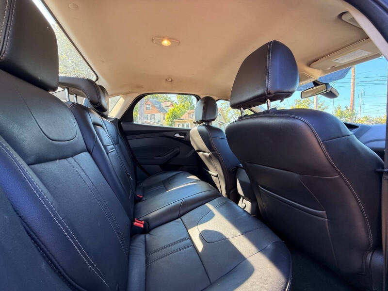 2012 Ford Focus SEL