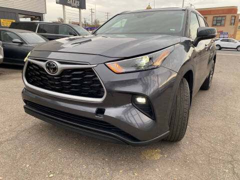 2022 Toyota Highlander XLE