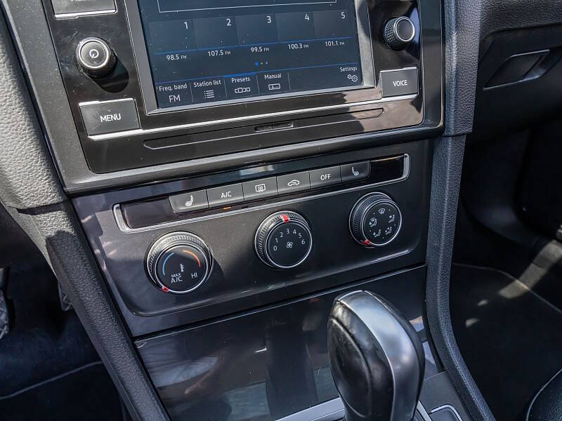 2021 Volkswagen Golf TSI