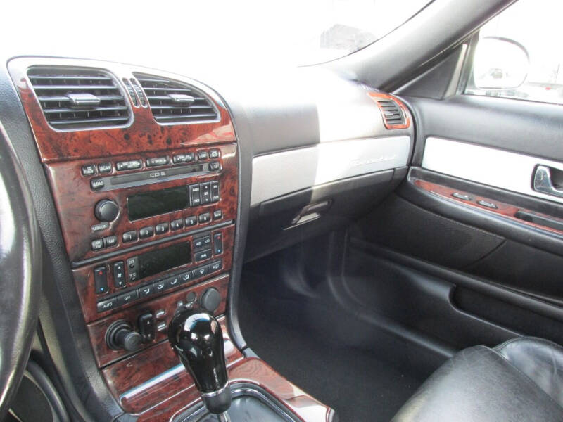 2004 Ford Thunderbird Deluxe