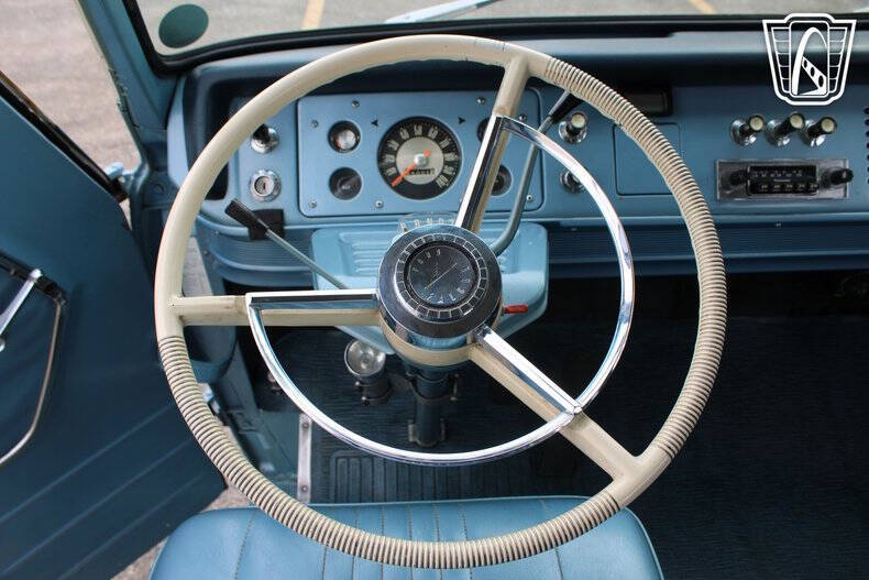 1967 Ford E-150