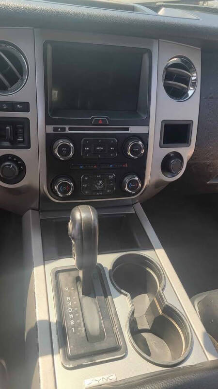 2016 Ford Expedition EL XLT