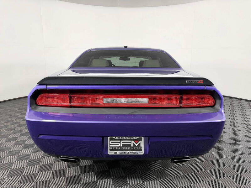 2010 Dodge Challenger SRT8