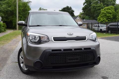 2016 Kia Soul for sale at QUEST AUTO GROUP LLC in Redford MI