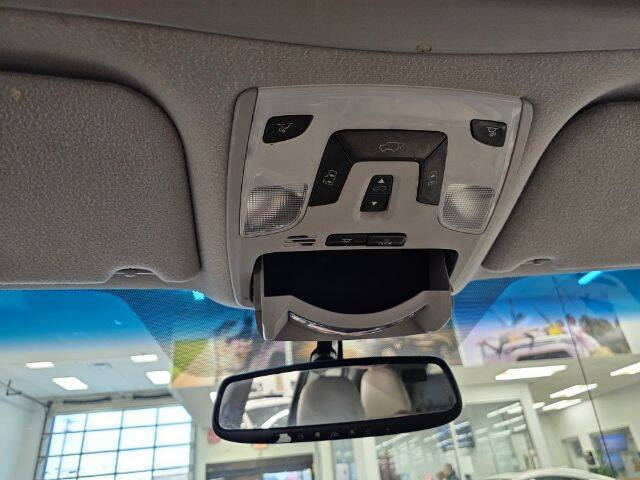 2012 Toyota Sienna XLE 8-Passenger