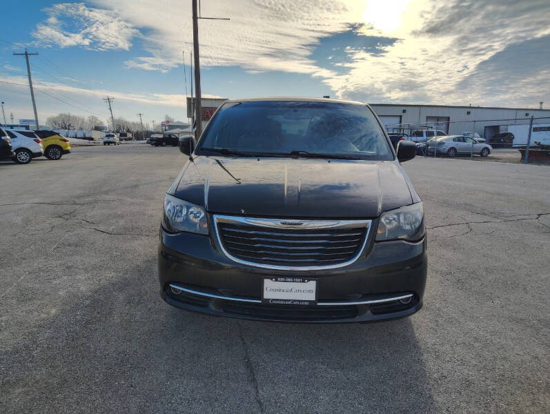 2014 Chrysler Town and Country for sale at CousineauCars.com in Appleton WI