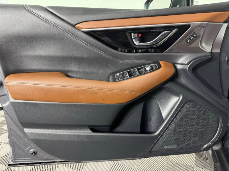 2024 Subaru Outback Touring