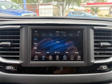 2020 Chrysler Pacifica Touring L