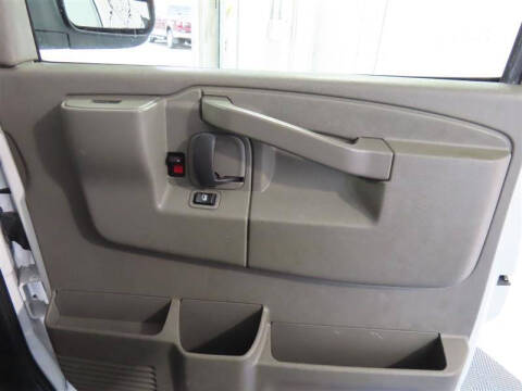 2022 Chevrolet Express 2500