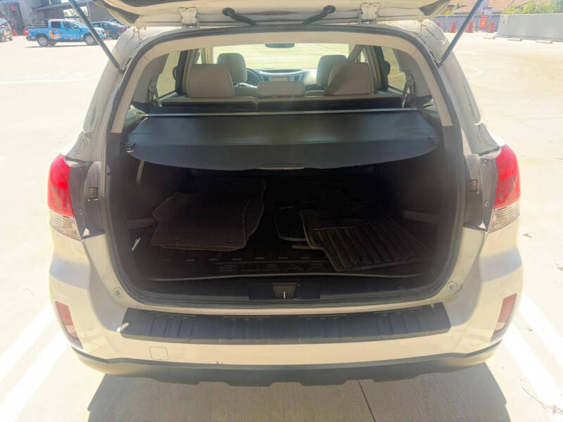 2014 Subaru Outback 2.5i Limited