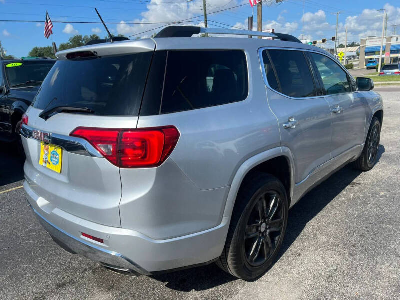 2017 GMC Acadia Denali