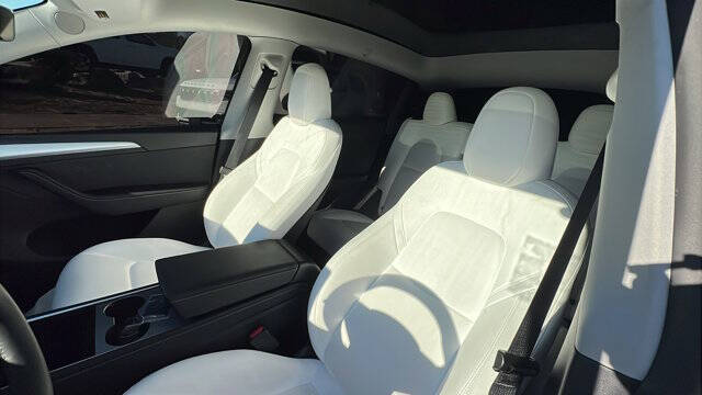 2025 Tesla Model Y Long Range