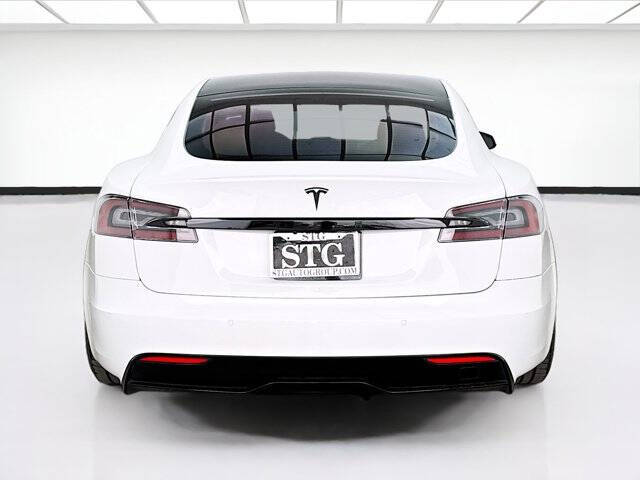 2022 Tesla Model S