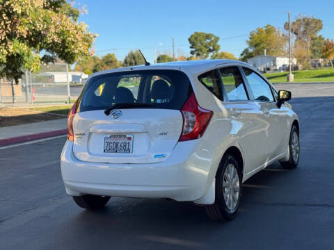 2015 Nissan Versa Note SV
