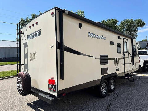 2016 Winnebago Minnie